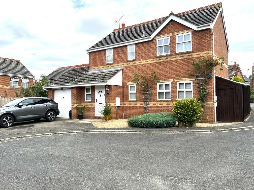 Main image of property: Gipson Close, Chatteris, Cambs, PE16 6PQ