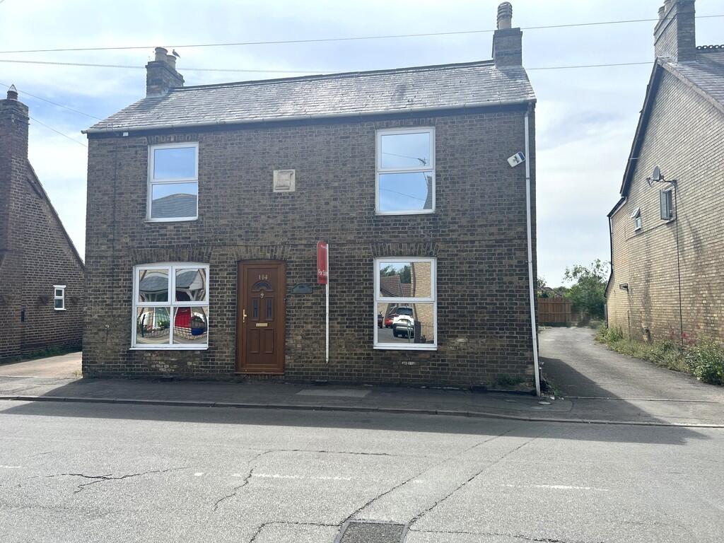 Main image of property: High Street, Chatteris, Cambs, PE16 6NN