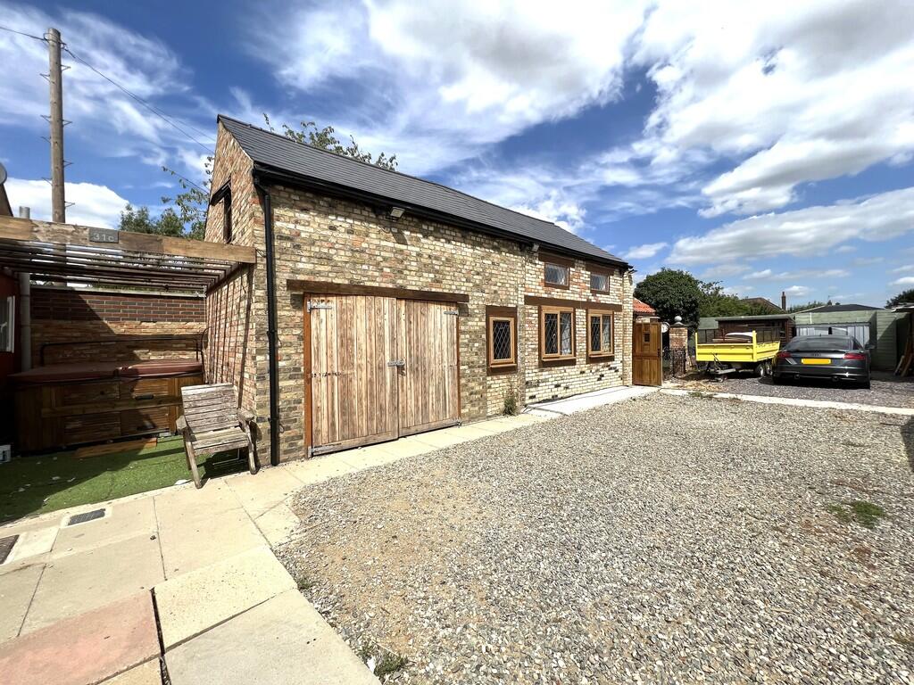 Main image of property: London Road, Chatteris, Cambs., PE16 6AS