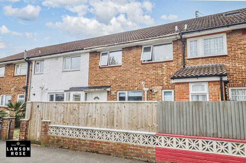 3 bedroom terraced house for sale in Blackfriars Road, Portsmouth, PO5