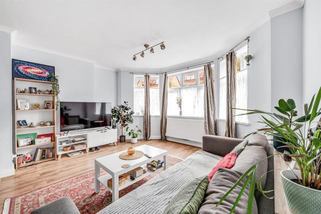 Main image of property: Grange Park, W5