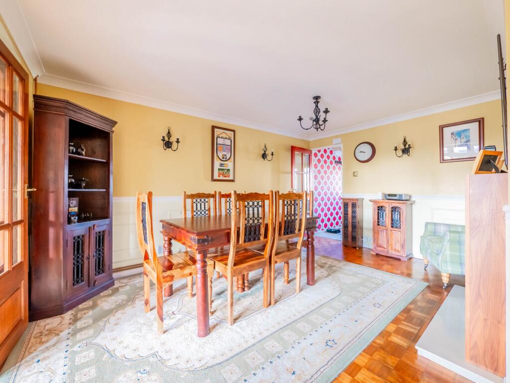 Main image of property: Quilters Straight, Basildon, SS14