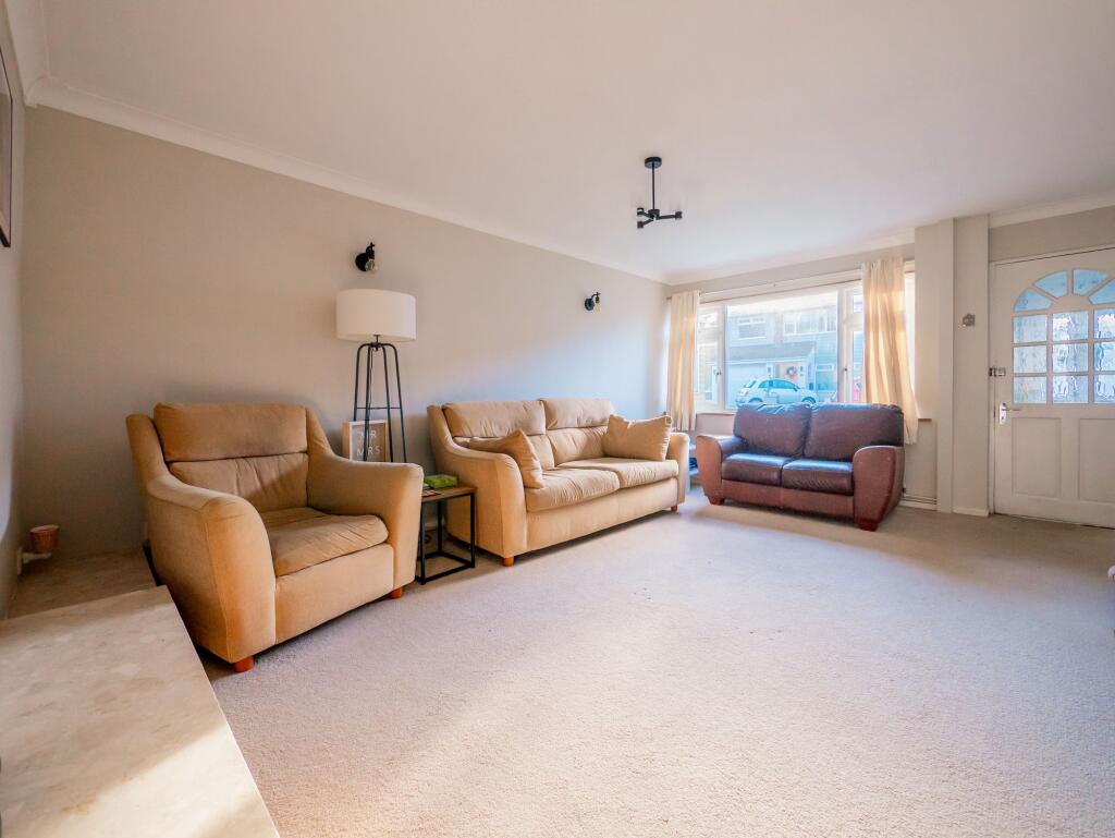 Main image of property: The Finches, Benfleet, SS7