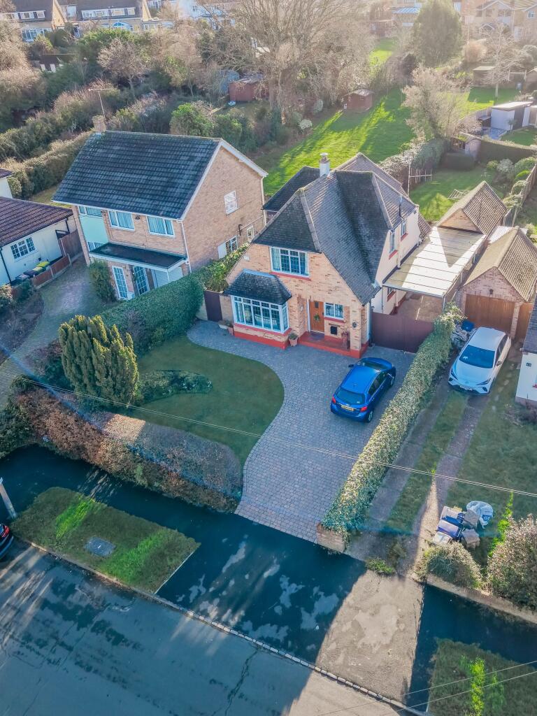 Main image of property: Mortimer Road, Rayleigh, SS6