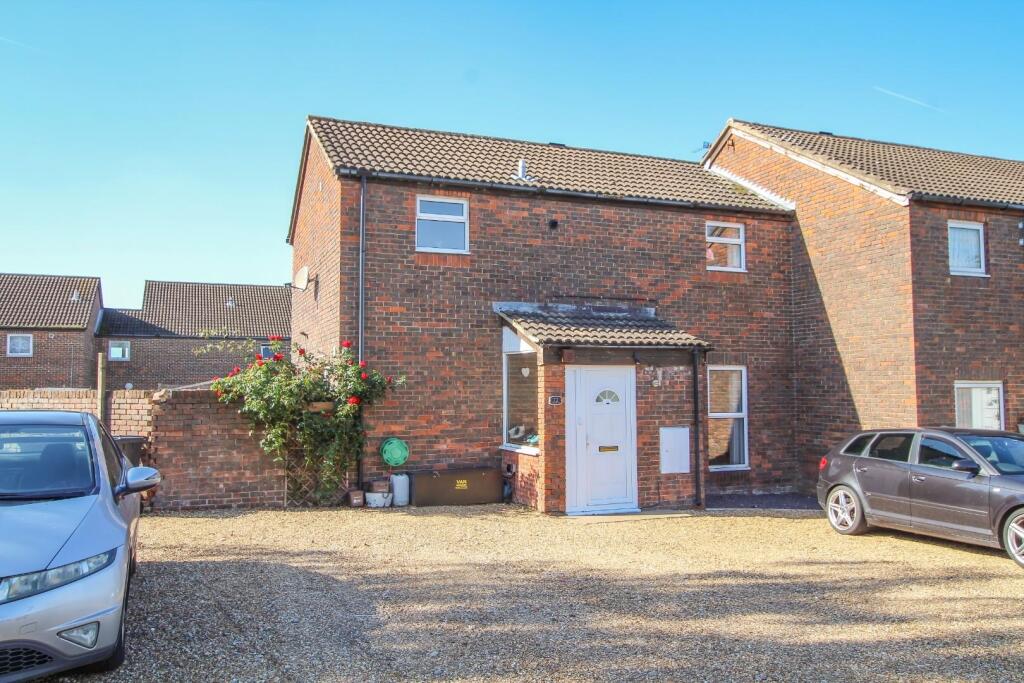 Main image of property: Meadow Way, Leighton Buzzard