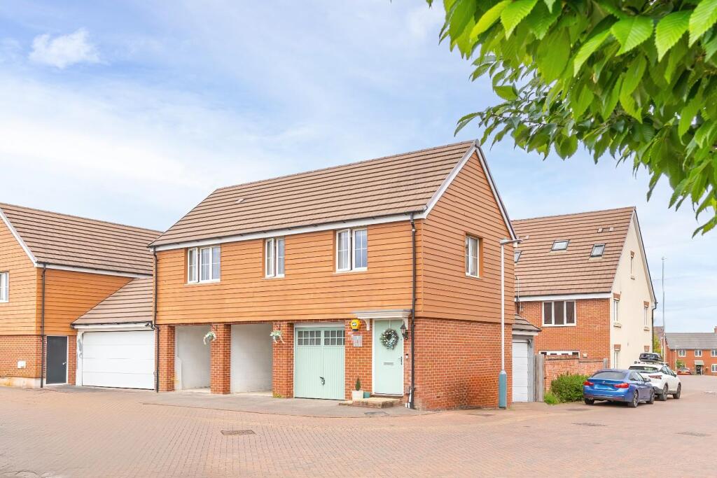 Main image of property: Porus Piece, Leighton Buzzard