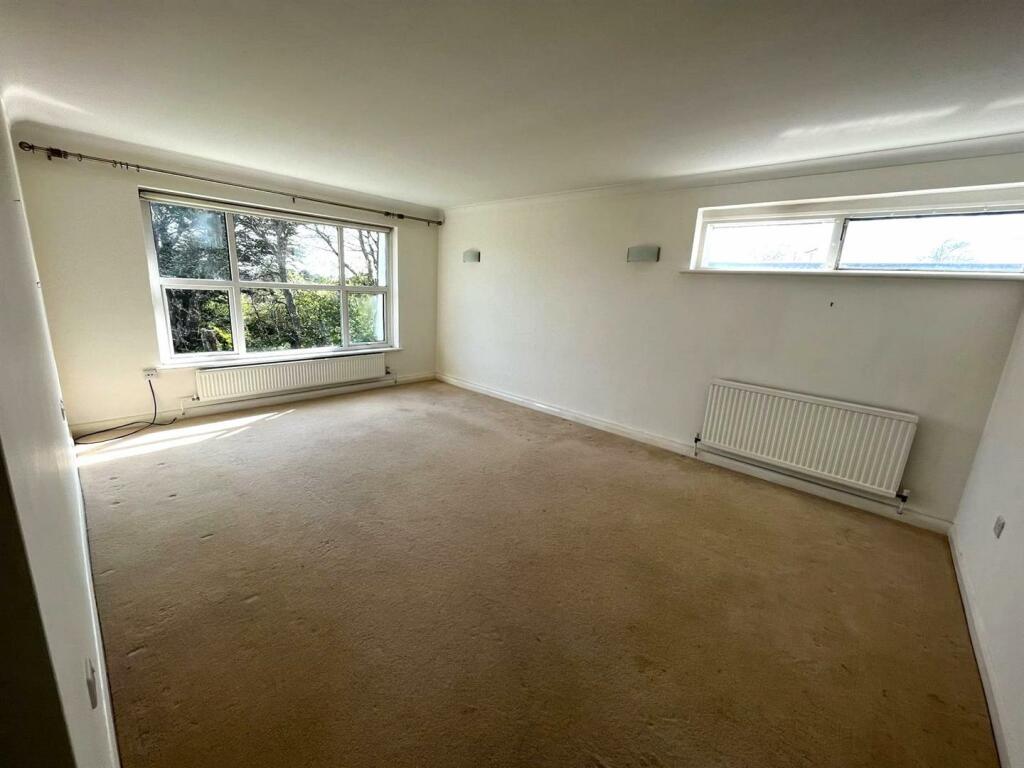Additional property image - Fincham Close