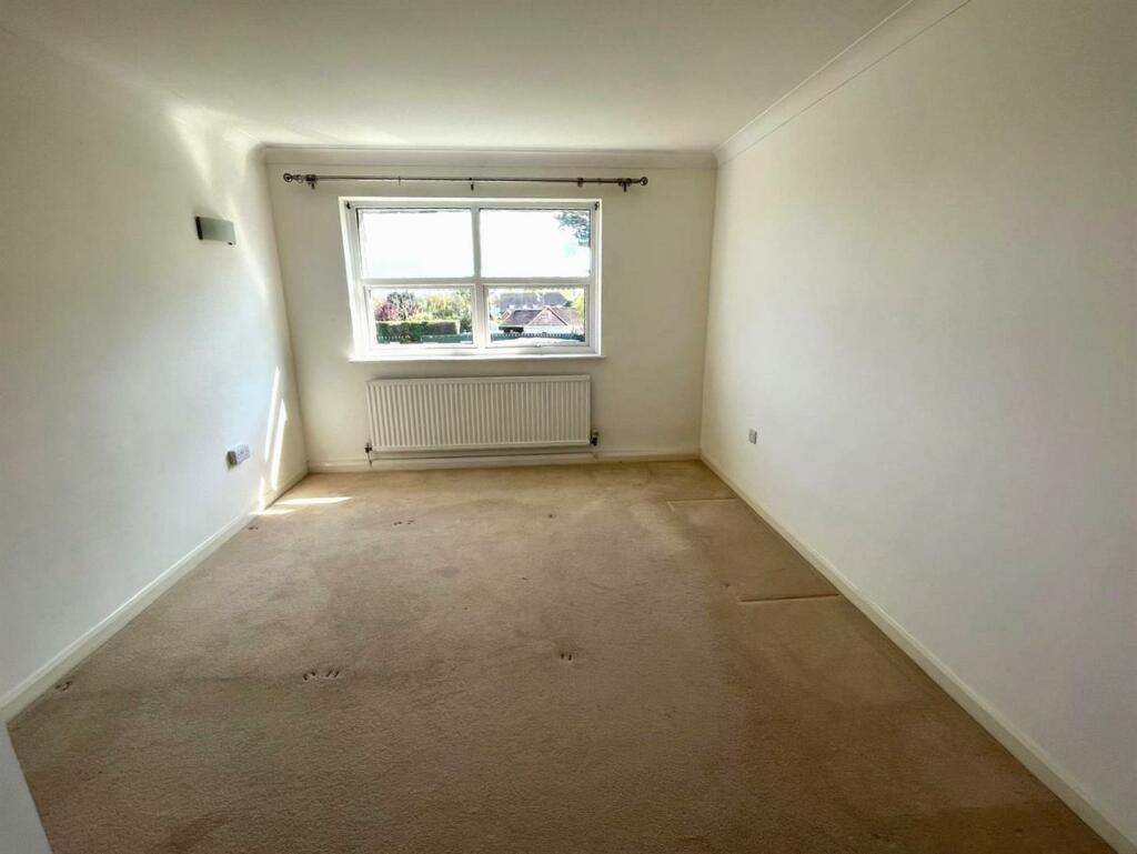 Additional property image - Fincham Close