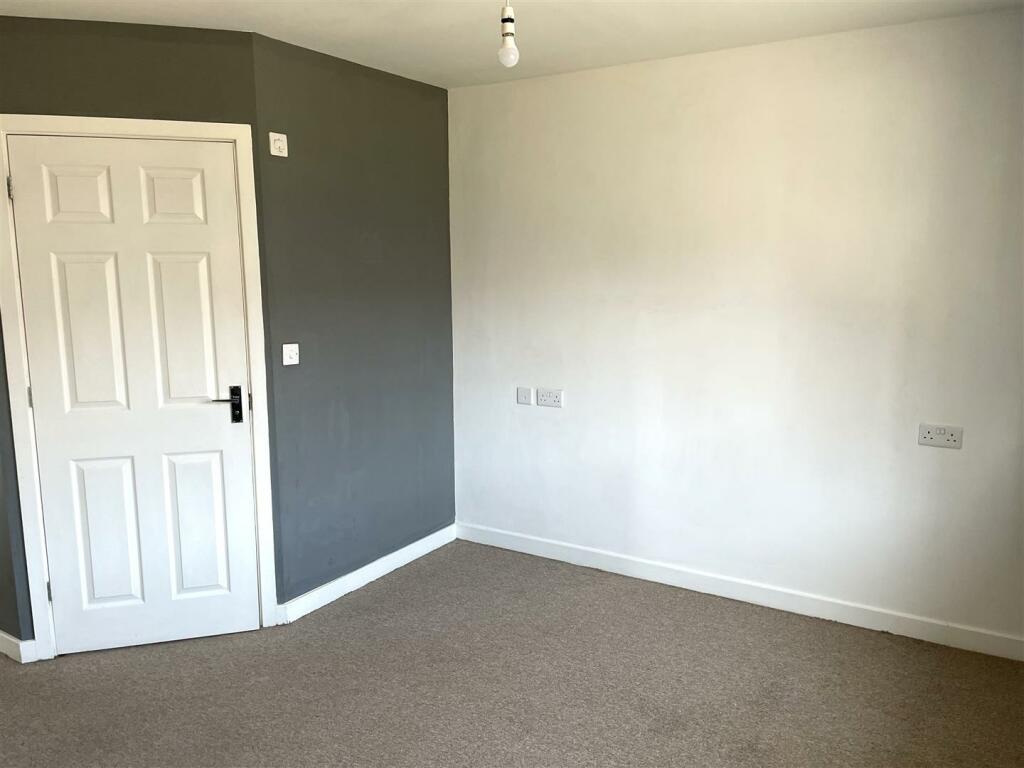Additional property image - Stammer Road, Littlehampton