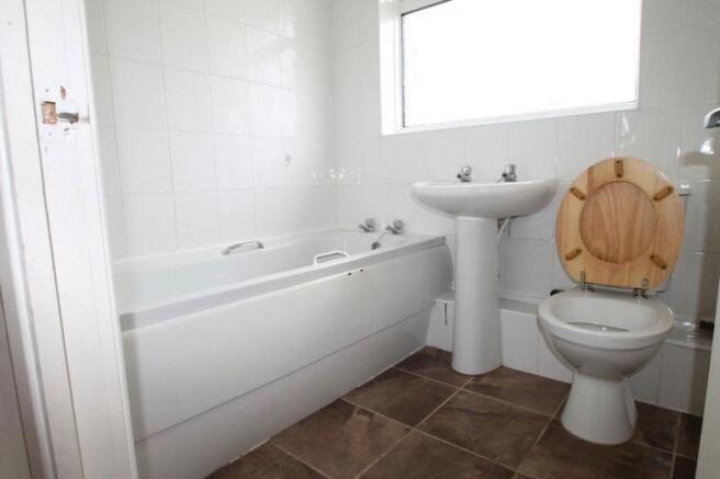 Additional property image - Windward Close, Littlehampton
