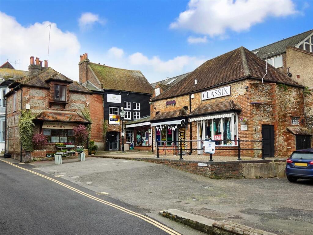 Additional property image - Tarrant Square, Arundel