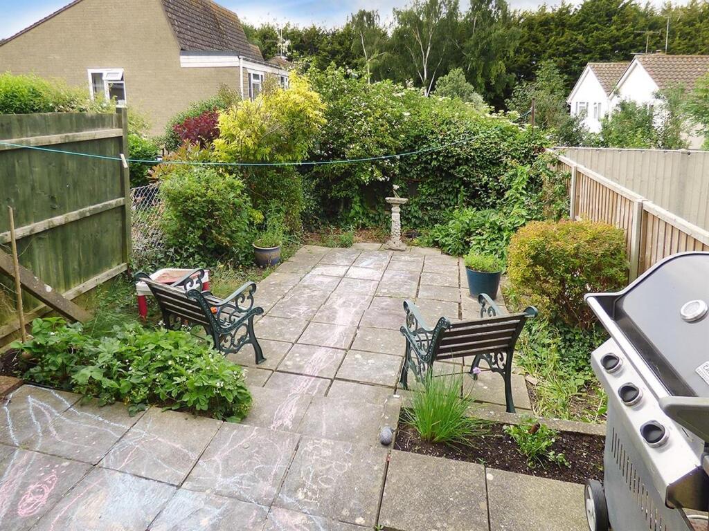 Additional property image - Highfield Close, Angmering