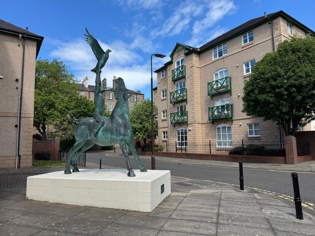 Main image of property: Silvermills, Edinburgh, EH3 5BF