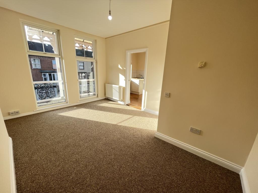 1 bedroom flat for sale in Granville Road, Felixstowe, IP11