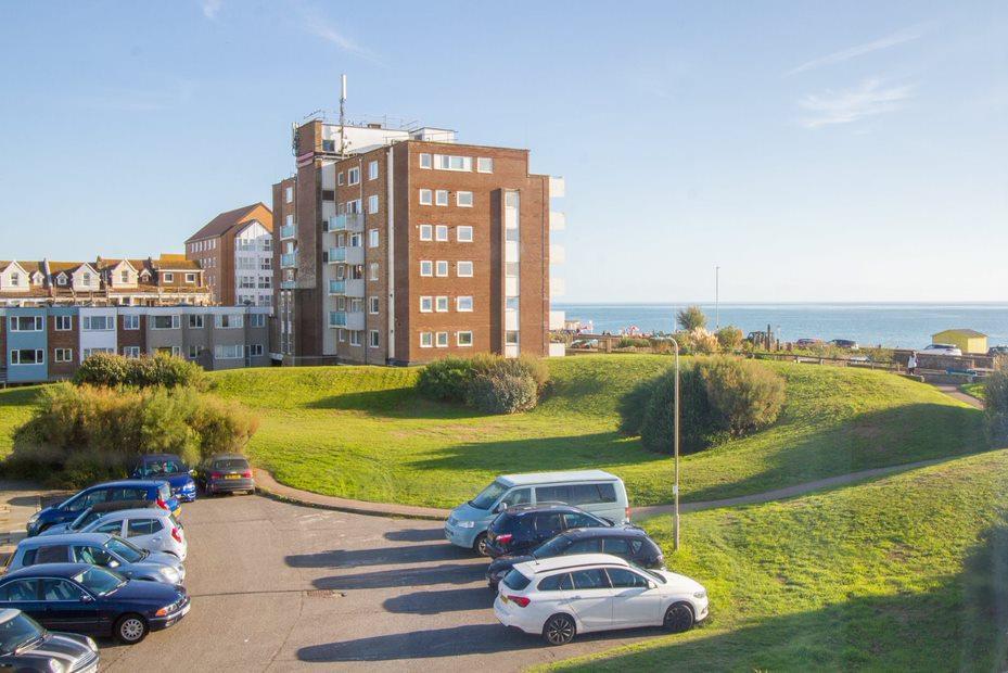 3 bedroom terraced house for sale in Dane Close, Seaford, BN25