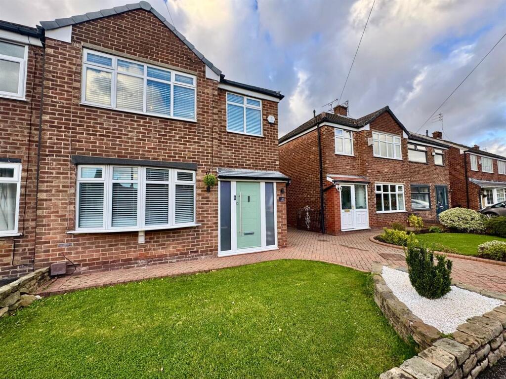 Main image of property: Alder Road, Failsworth, Manchester