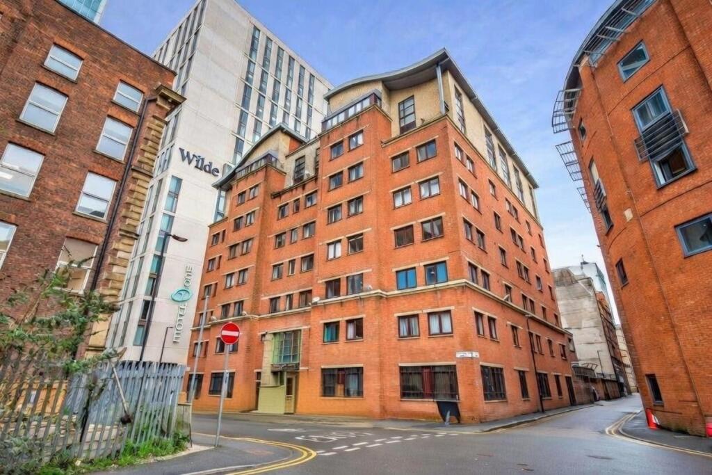 Main image of property: Tuscany House, Dickinson Street, Manchester Centre