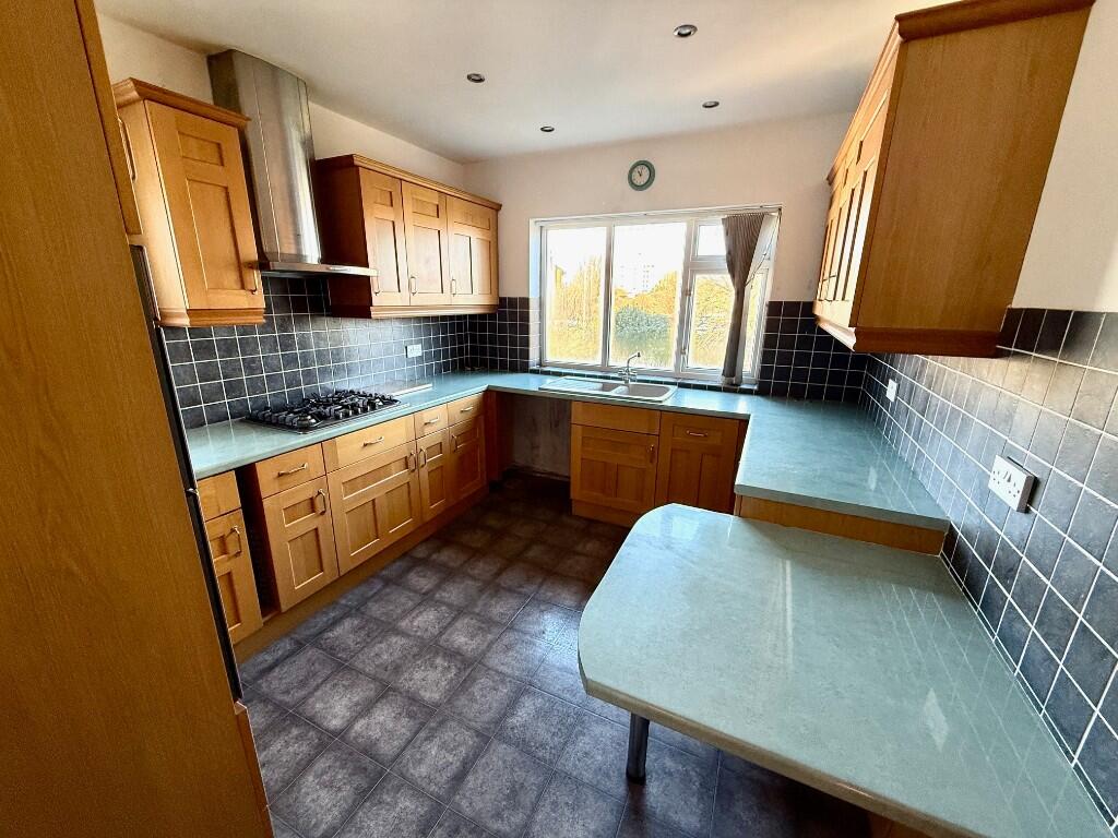 Additional property image - West Park Lane, Worthing, West Sussex, BN12