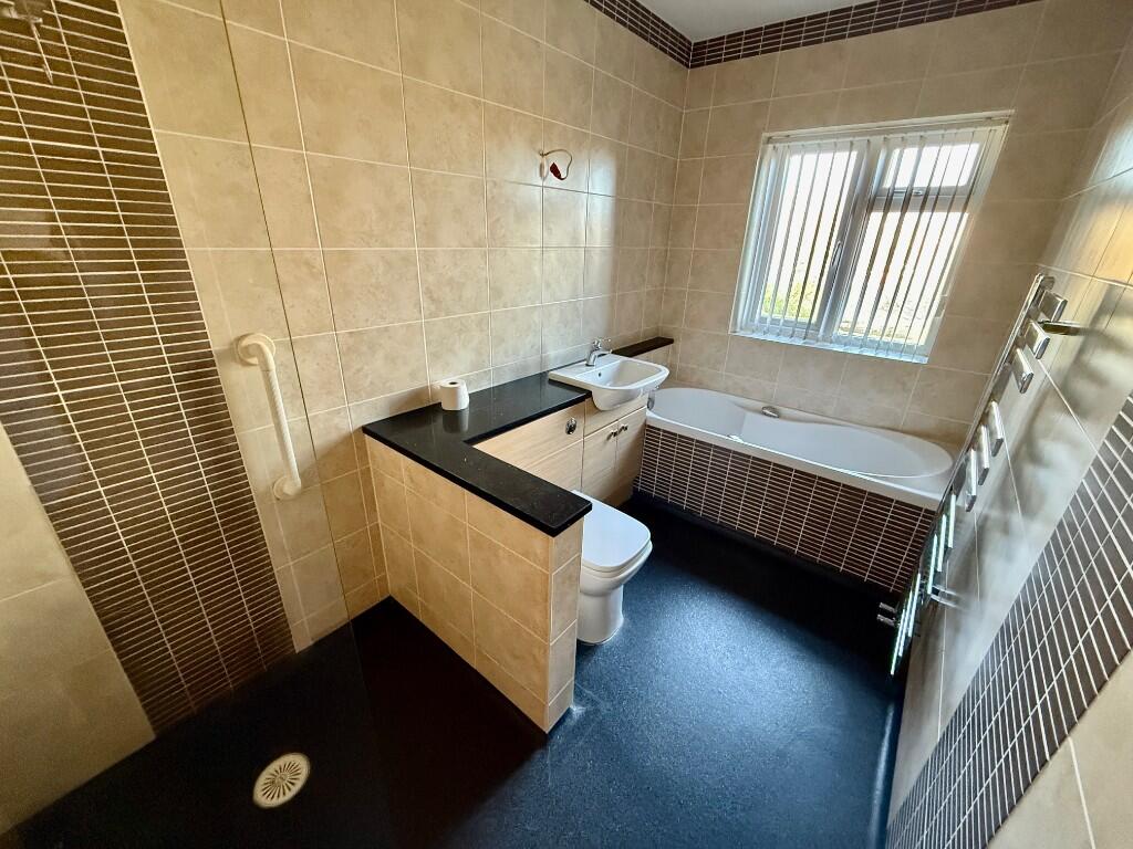 Additional property image - West Park Lane, Worthing, West Sussex, BN12