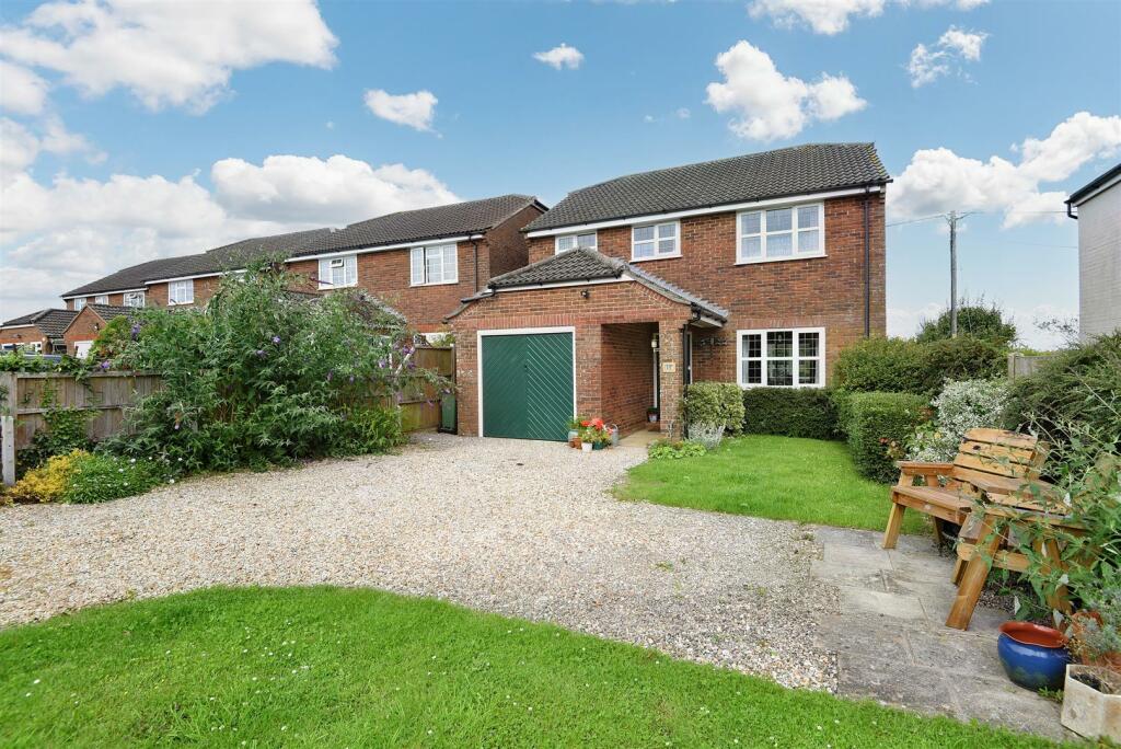 4 bedroom detached house for sale in Combe Hill, Milborne Port