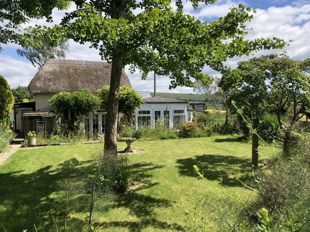 2 bedroom cottage for sale in Birdbush, Ludwell, Shaftesbury, SP7