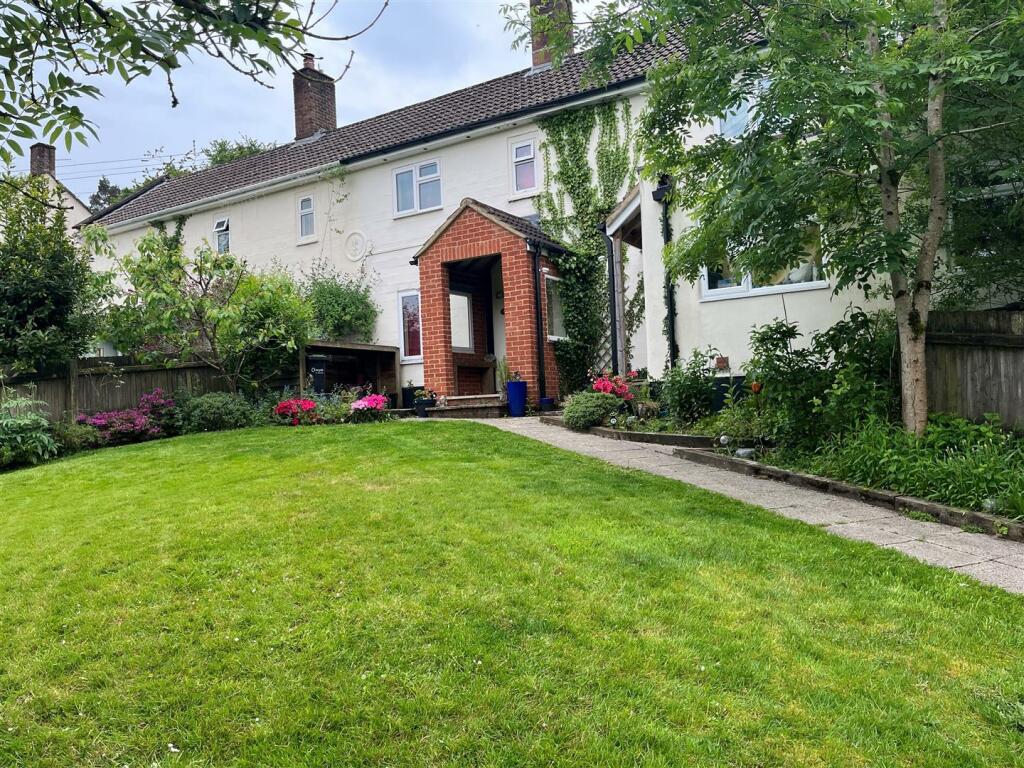 3 bedroom semidetached house for sale in The Green, East Knoyle