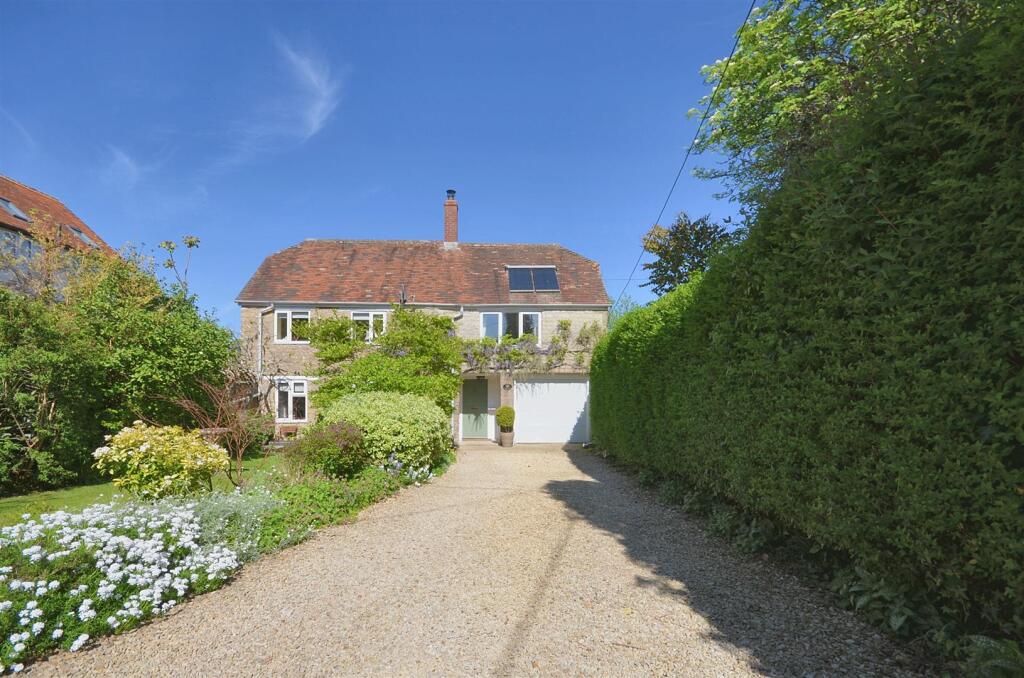 Main image of property: East Street, Bourton, Gillingham