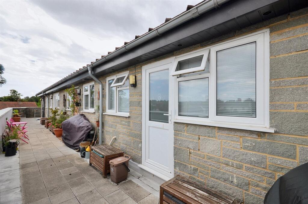 Main image of property: Lodbourne Green, Gillingham