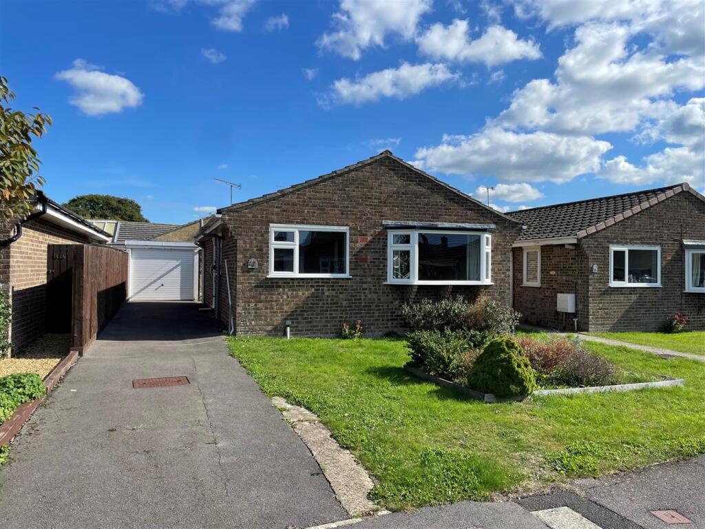 Main image of property: Avondale Gardens, Gillingham
