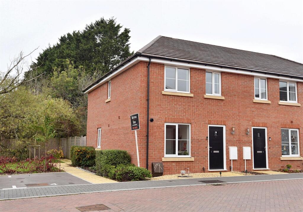 Main image of property: Spinners Way, Gillingham