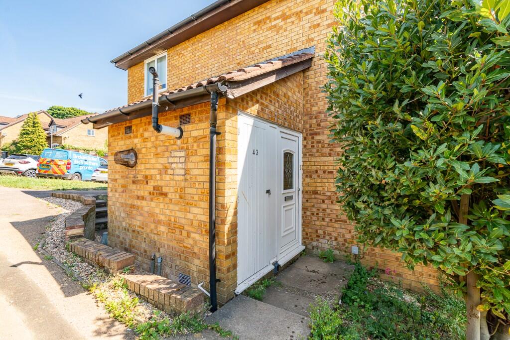 Main image of property: Ladywood Road, Hertford, Hertfordshire, SG14