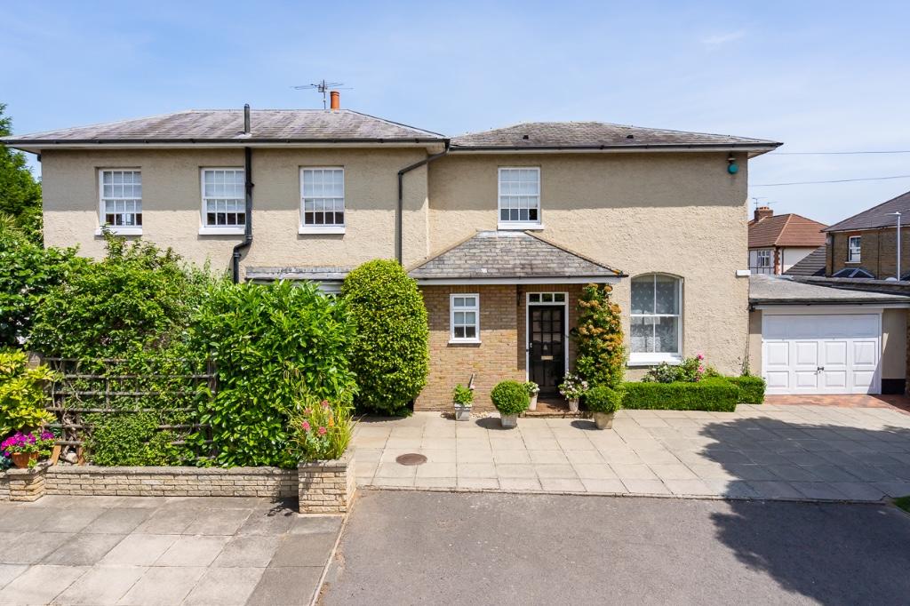 4 bedroom detached house for sale in Thrintofts, Blindmans Lane