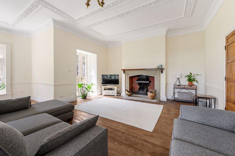 Additional property image - Lower Lane, Cleckheaton