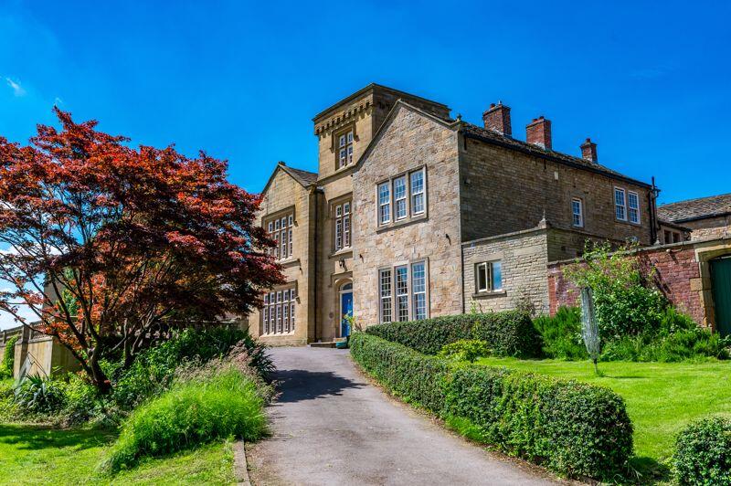 Additional property image - Lower Lane, Cleckheaton