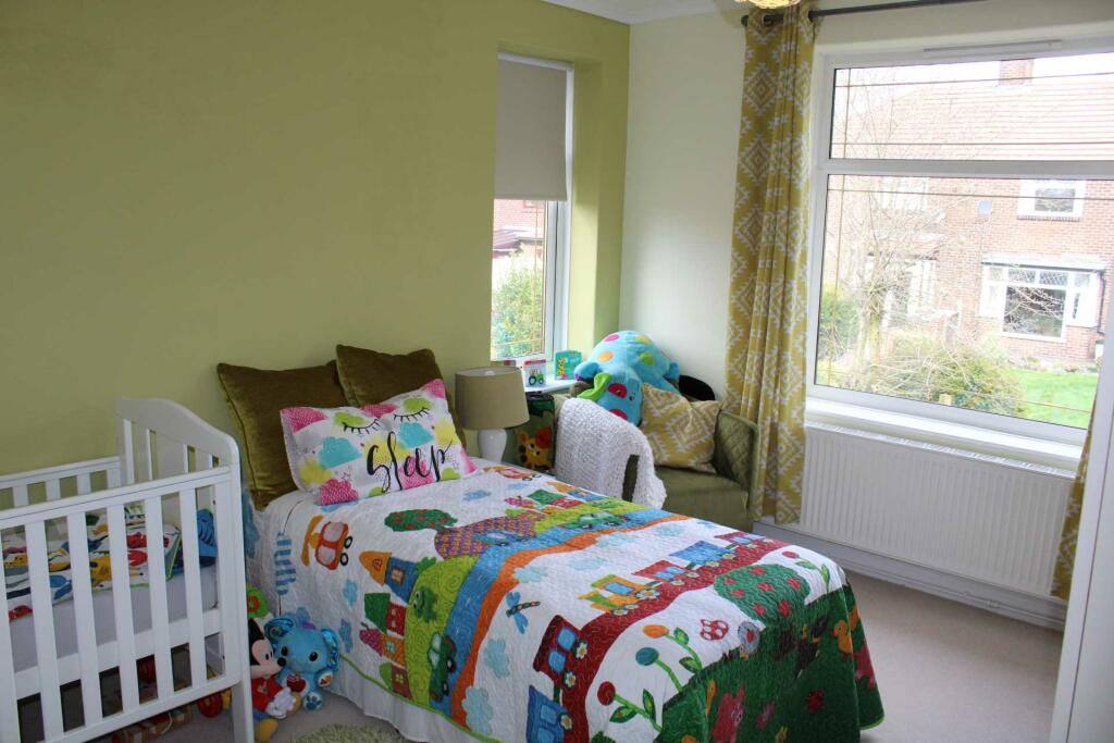 4 bedroom detached house for sale in Burnley Lane, Chadderton, OL1