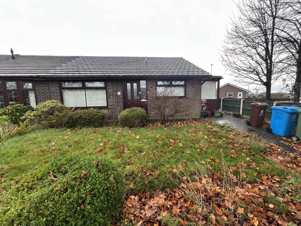 Main image of property: 83 Fold Green, Oldham, OL9 9DX