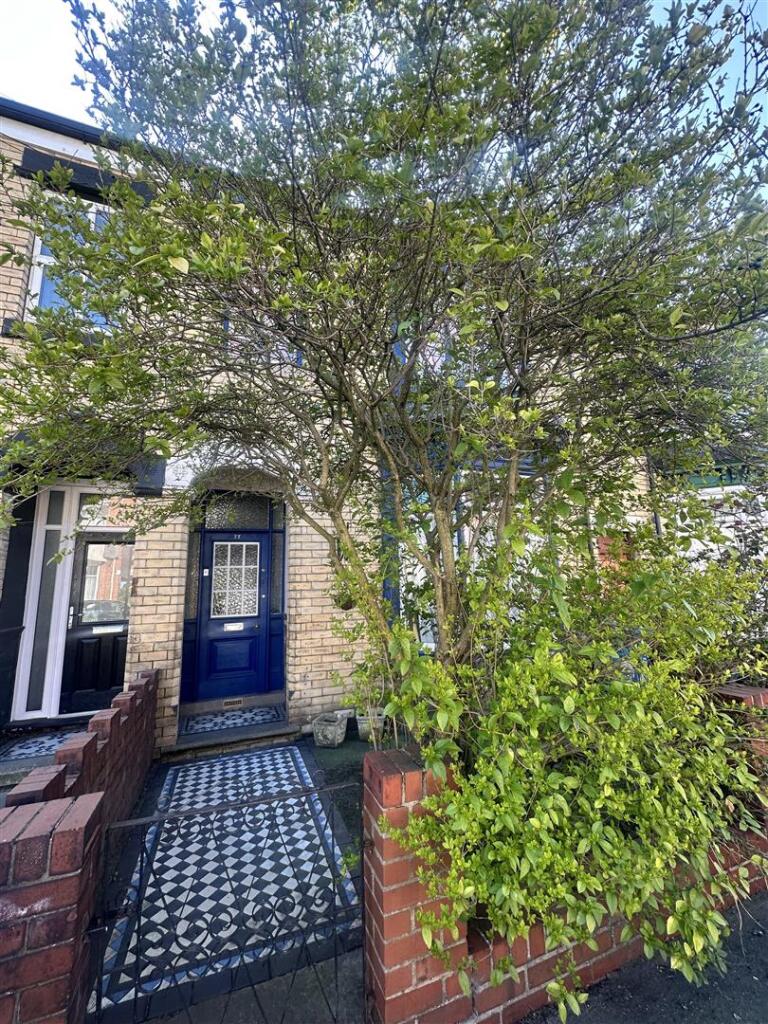Main image of property: Princes Avenue, Hull