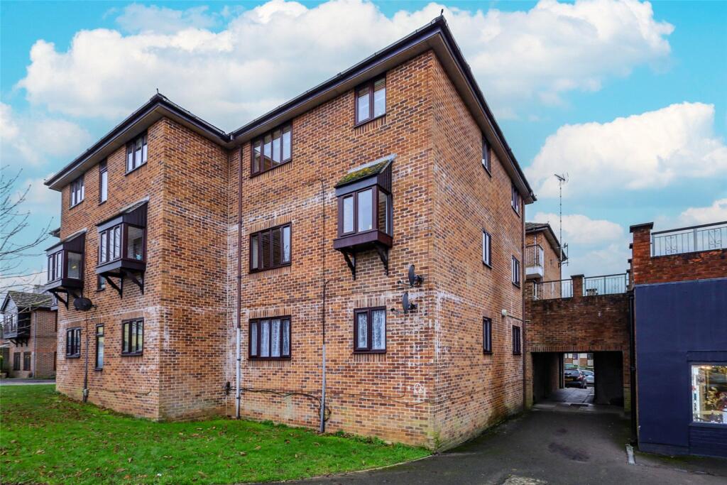 Main image of property: Linden Drive, Liss, Hampshire, GU33
