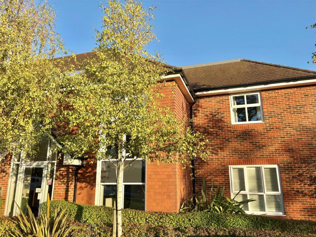 Main image of property: Farnham Road, Liss, Hampshire, GU33