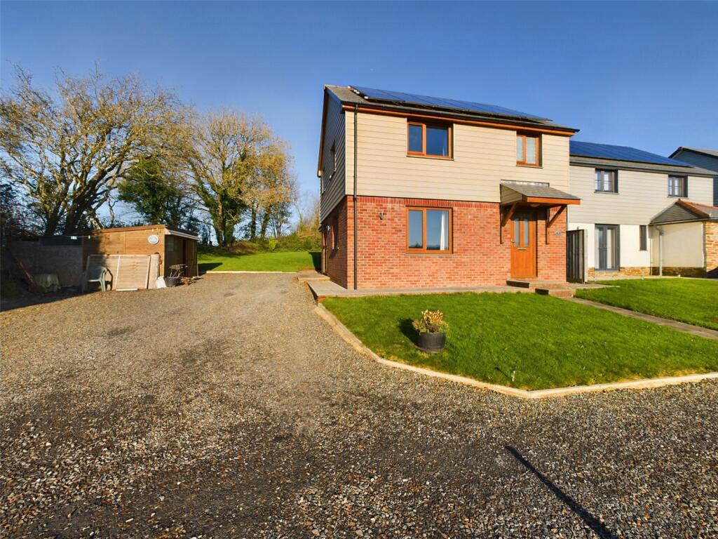 4 bedroom detached house for sale in Sheepwash, Beaworthy, EX21