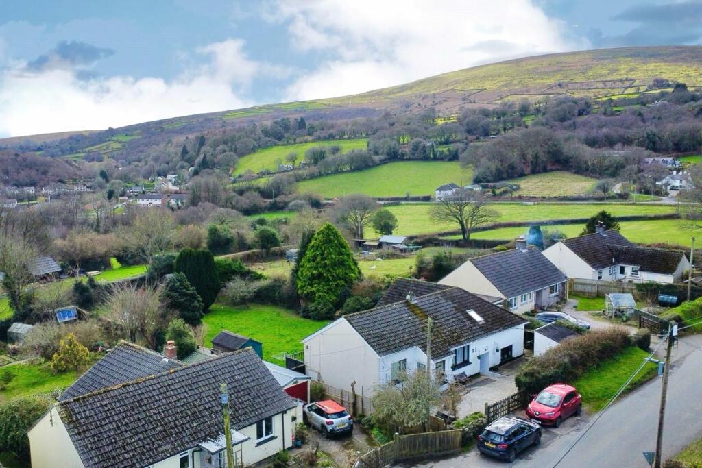 4 bedroom detached house for sale in South Zeal, Okehampton, EX20