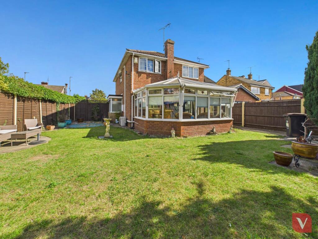 Main image of property: Marsh Road, Luton