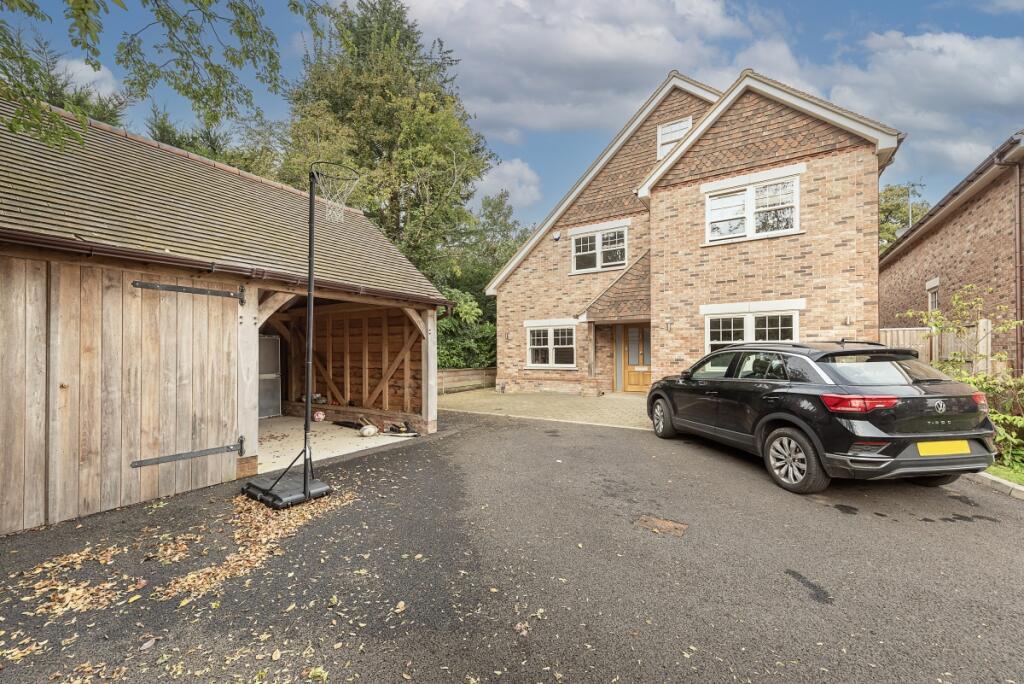 Main image of property: Walnut Close Harpenden AL5