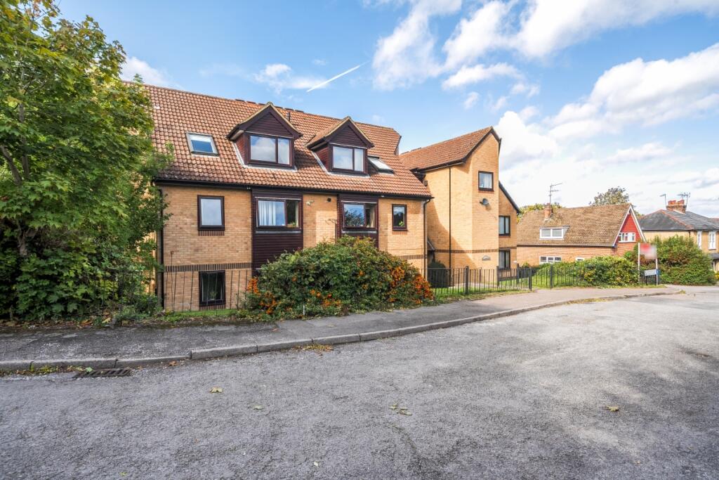 Main image of property: St. James Court Clarendon Road AL5