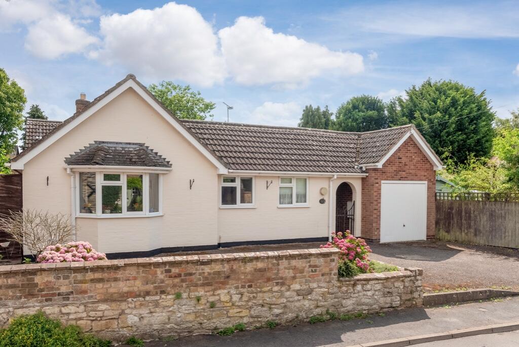 Main image of property: Church View, Crown Street, Harbury CV33 No Upward Chain