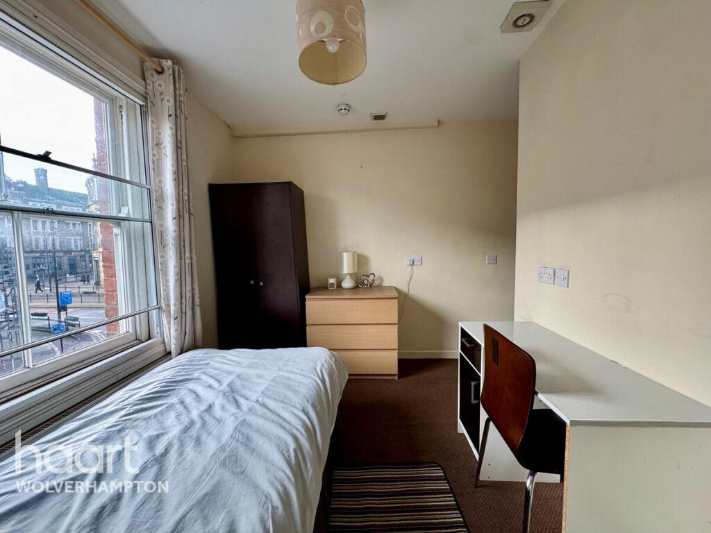 Main image of property: 3 Broad Street, WOLVERHAMPTON