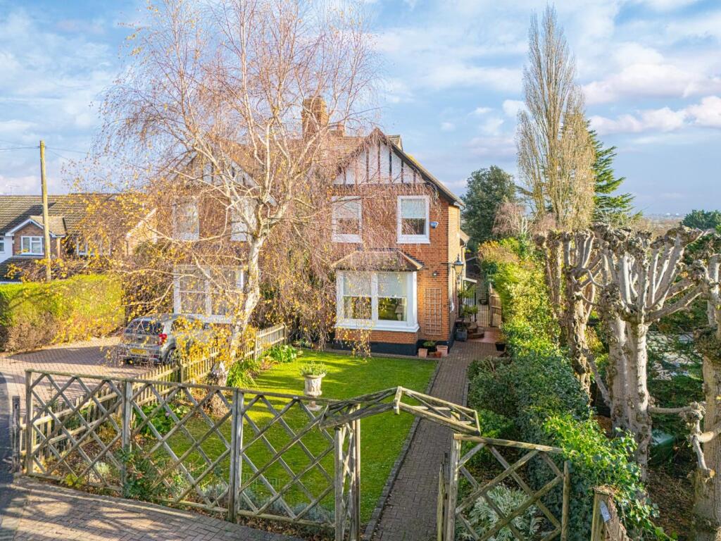 Main image of property: The Drive, Buckhurst Hill