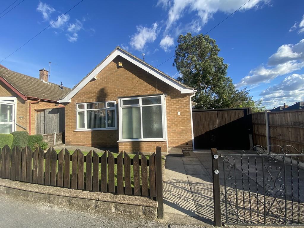 2 bedroom detached bungalow for sale in Roslyn Avenue, Gedling