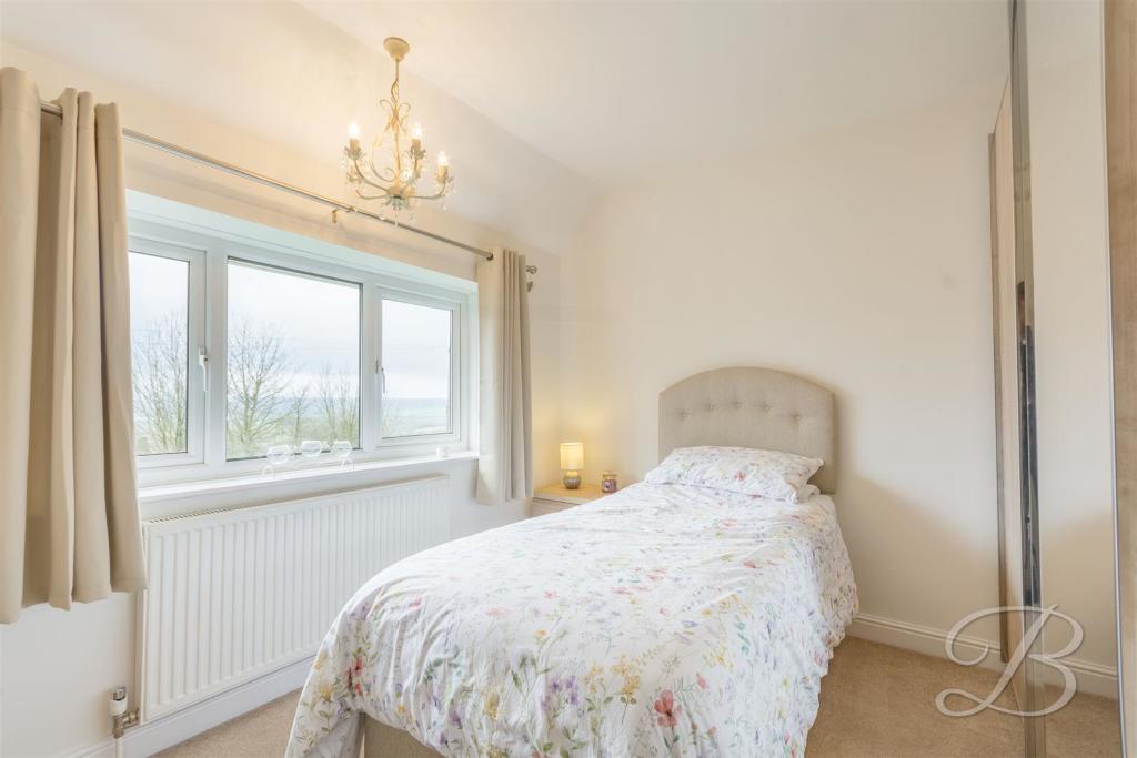 3 bedroom semidetached house for sale in Oxcroft Lane, Bolsover, Chesterfield, S44
