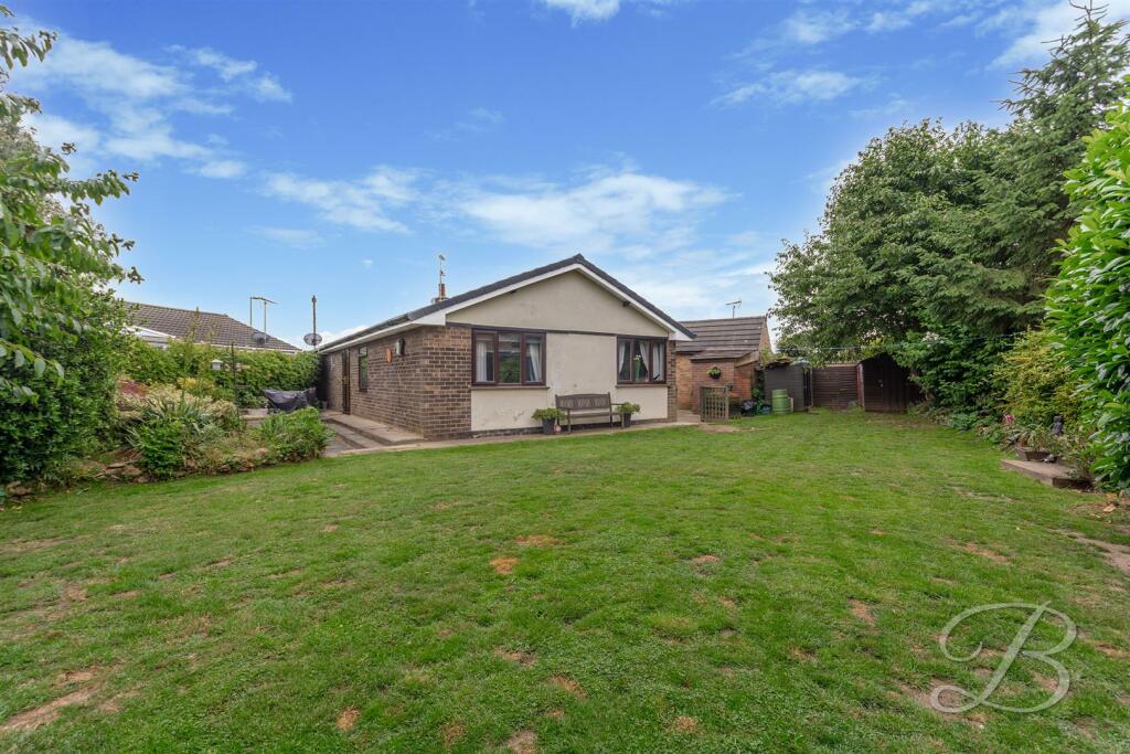 3 bedroom detached bungalow for sale in Rufford Close, Bilsthorpe